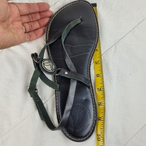 American Eagle Outfitters black leather thong sandals silver logo beach edgy 7.5 - Picture 8 of 8